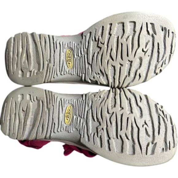Keen Whisper Hiking Sandals - Beet Red - 9 - Picture 7 of 10